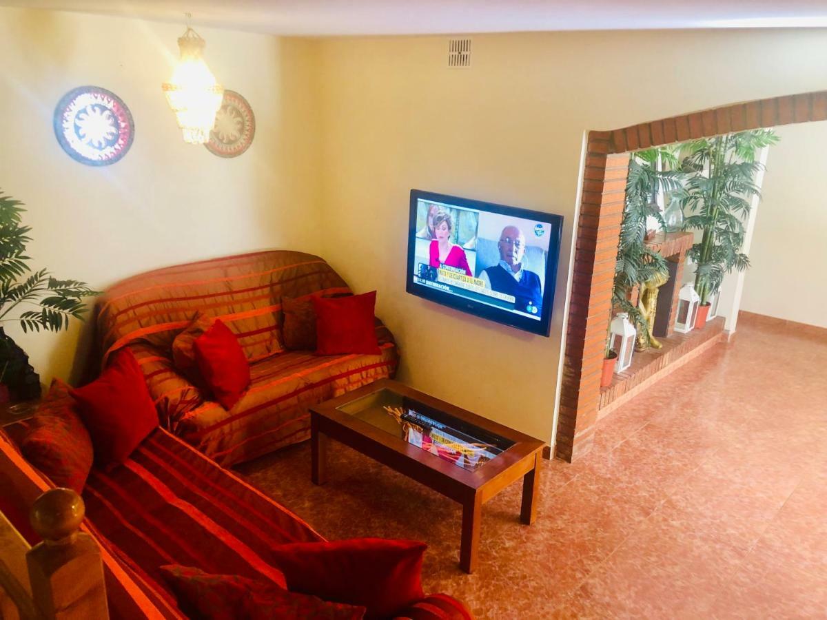 Gran Casa Con Terraza A 3 Min Playa Con Wifi - Rodeada De Servicios Roquetas de Mar Exterior photo